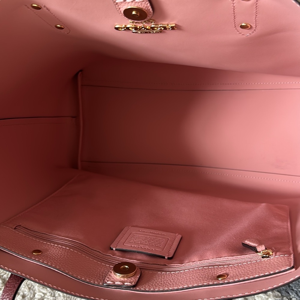 Nwts! COACH 🐎✨leather town tote - Picture 7 of 12